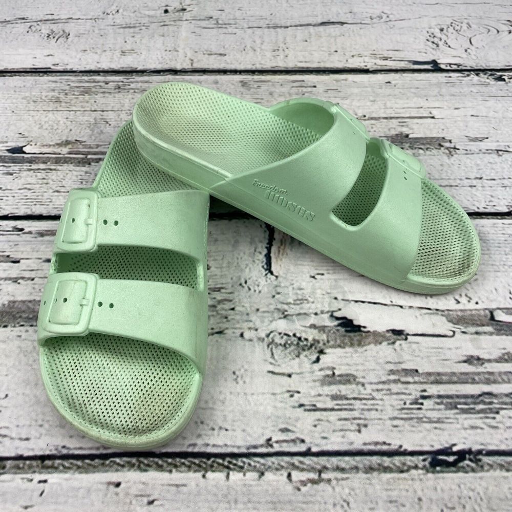 Freedom Moses‎ Women's Slide Sandals Size 36/37 Dual Straps Light Green 6/7 U.S.